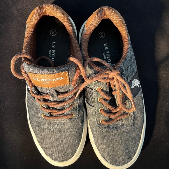 US Polo Association Helm Shoes - Picture 4 of 6